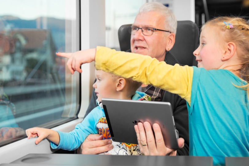 20160606-liveguide-railvista-teaser-masthead