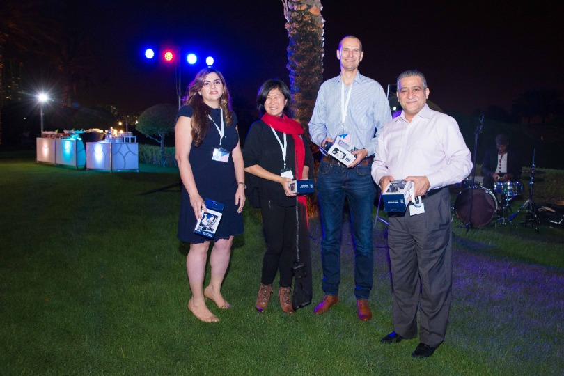 ... mit glücklichen Gewinnern.