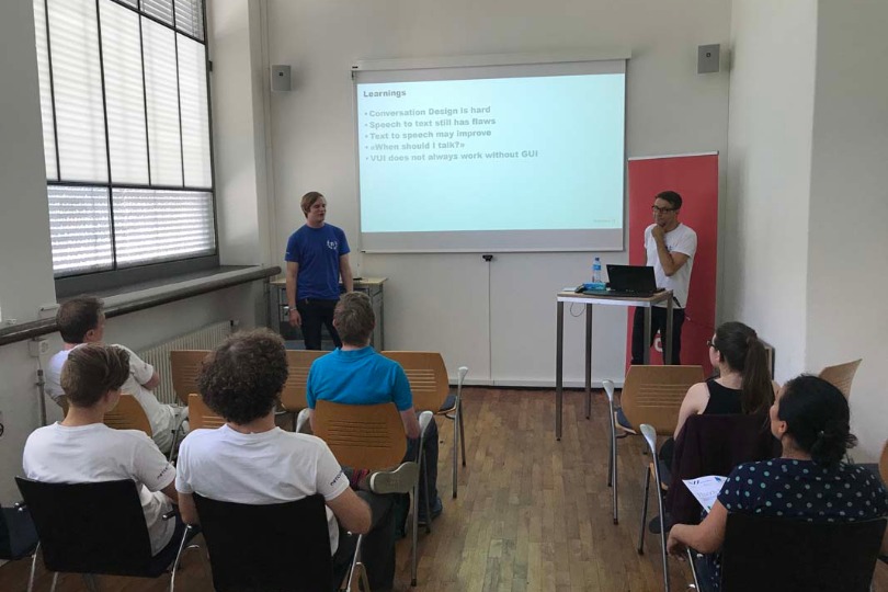 Michael Wechner und Nico Strebel sprechen über ihre Sprachschnittstellen-Prototypen